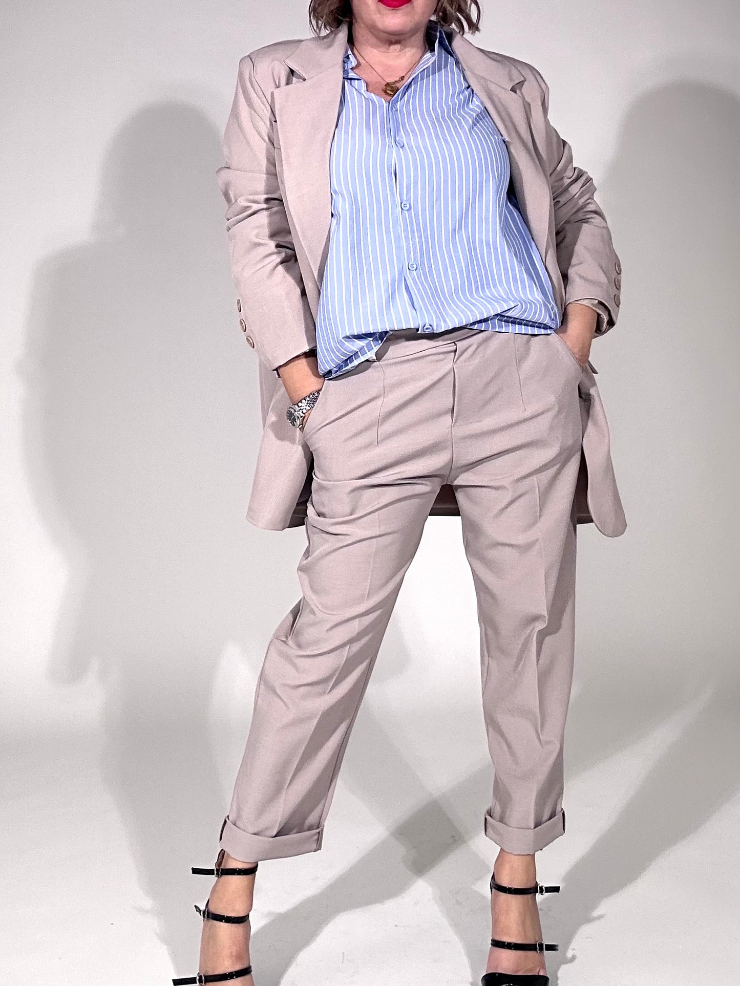 Pantalone stretto Asia